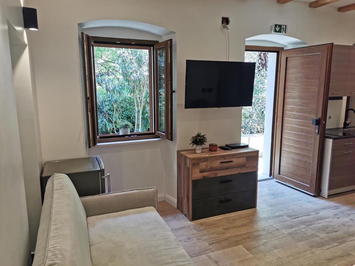 Apartmani Rosa I Linda ริเยกา ภายนอก รูปภาพ