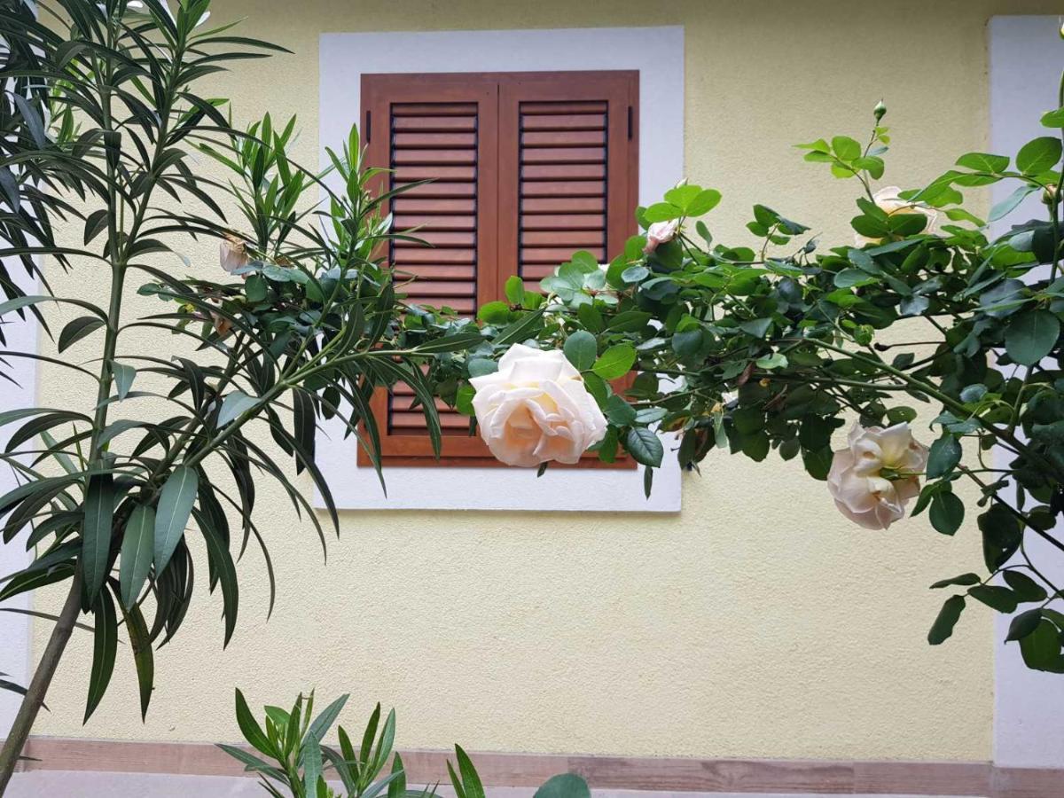 Apartmani Rosa I Linda ริเยกา ภายนอก รูปภาพ